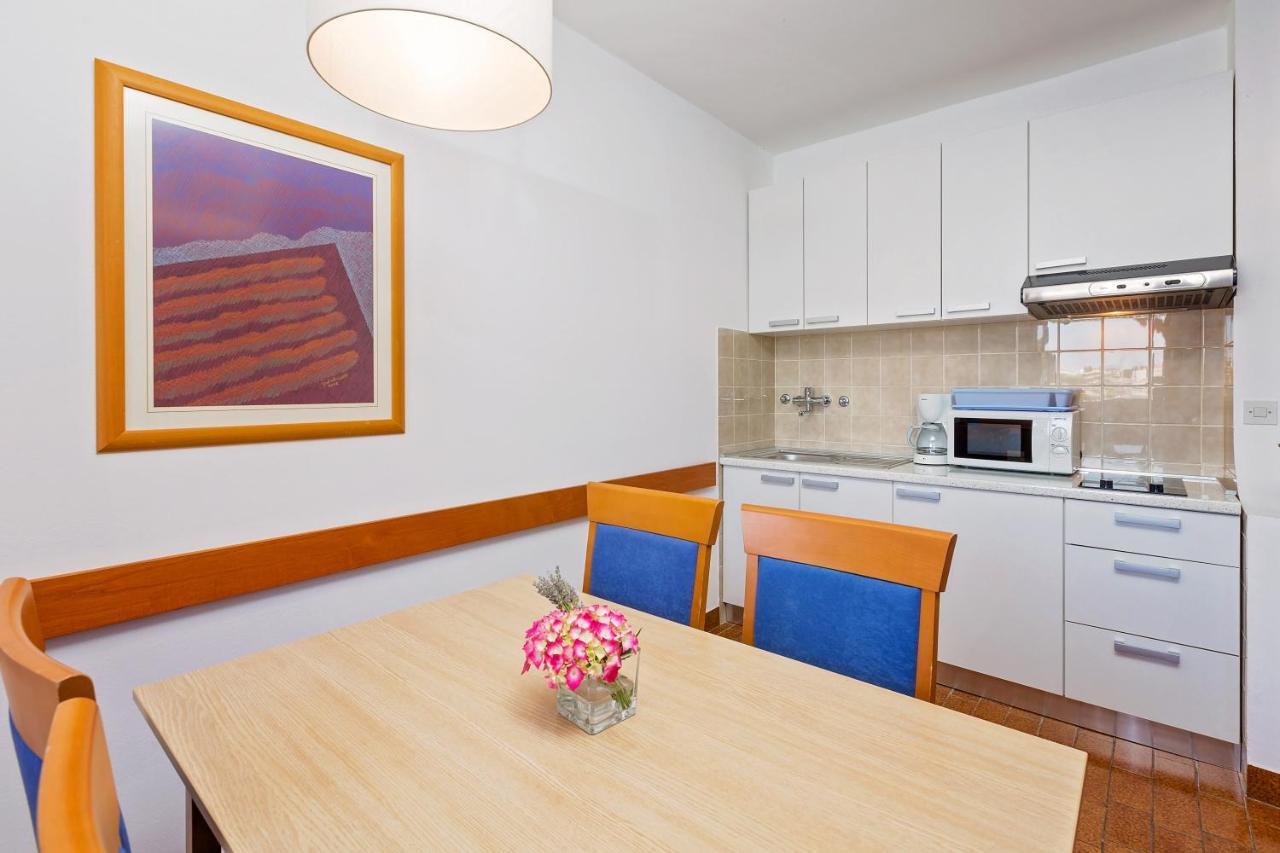 Maistra Select Riva Apartments Vrsar Oda fotoğraf