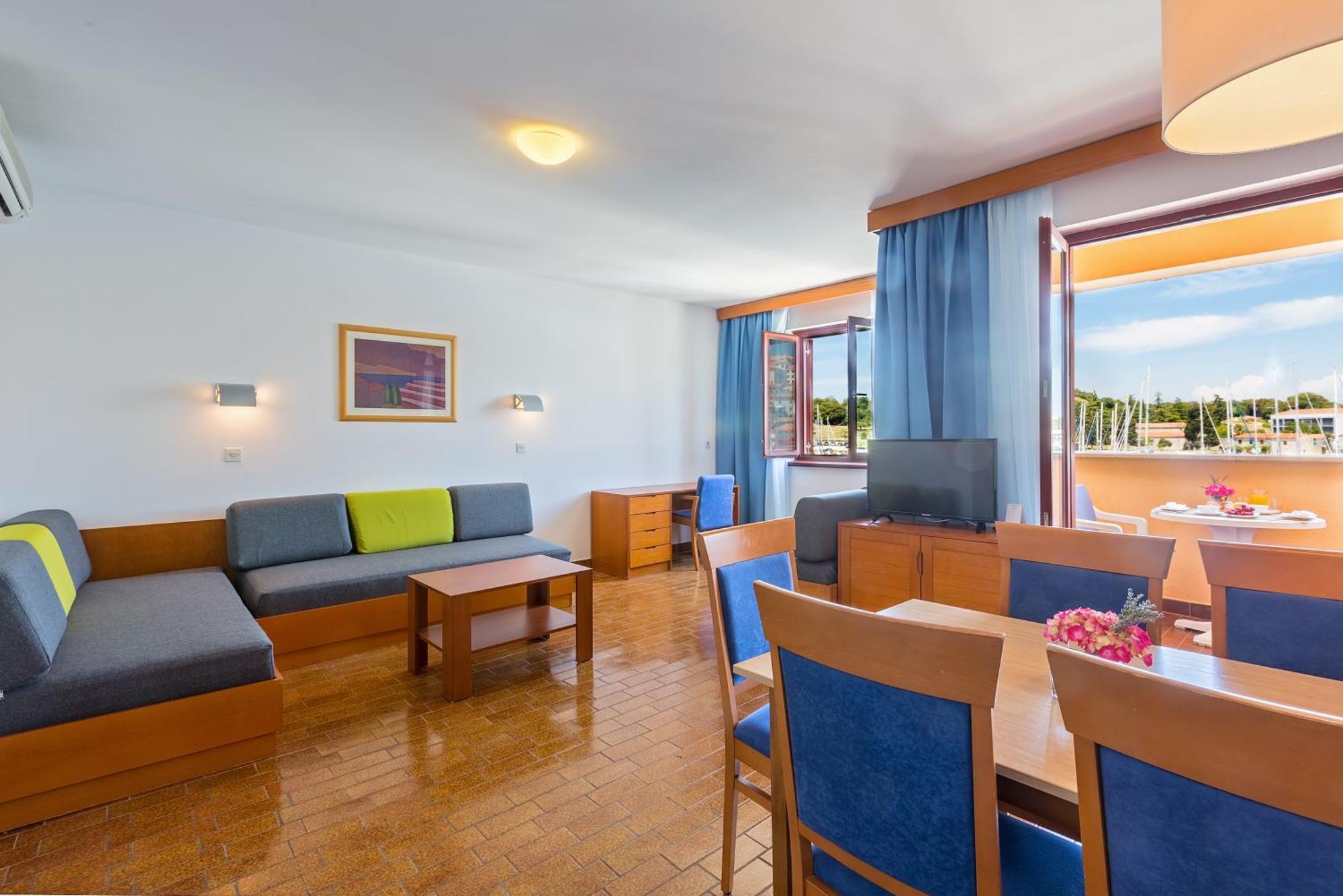 Maistra Select Riva Apartments Vrsar Oda fotoğraf