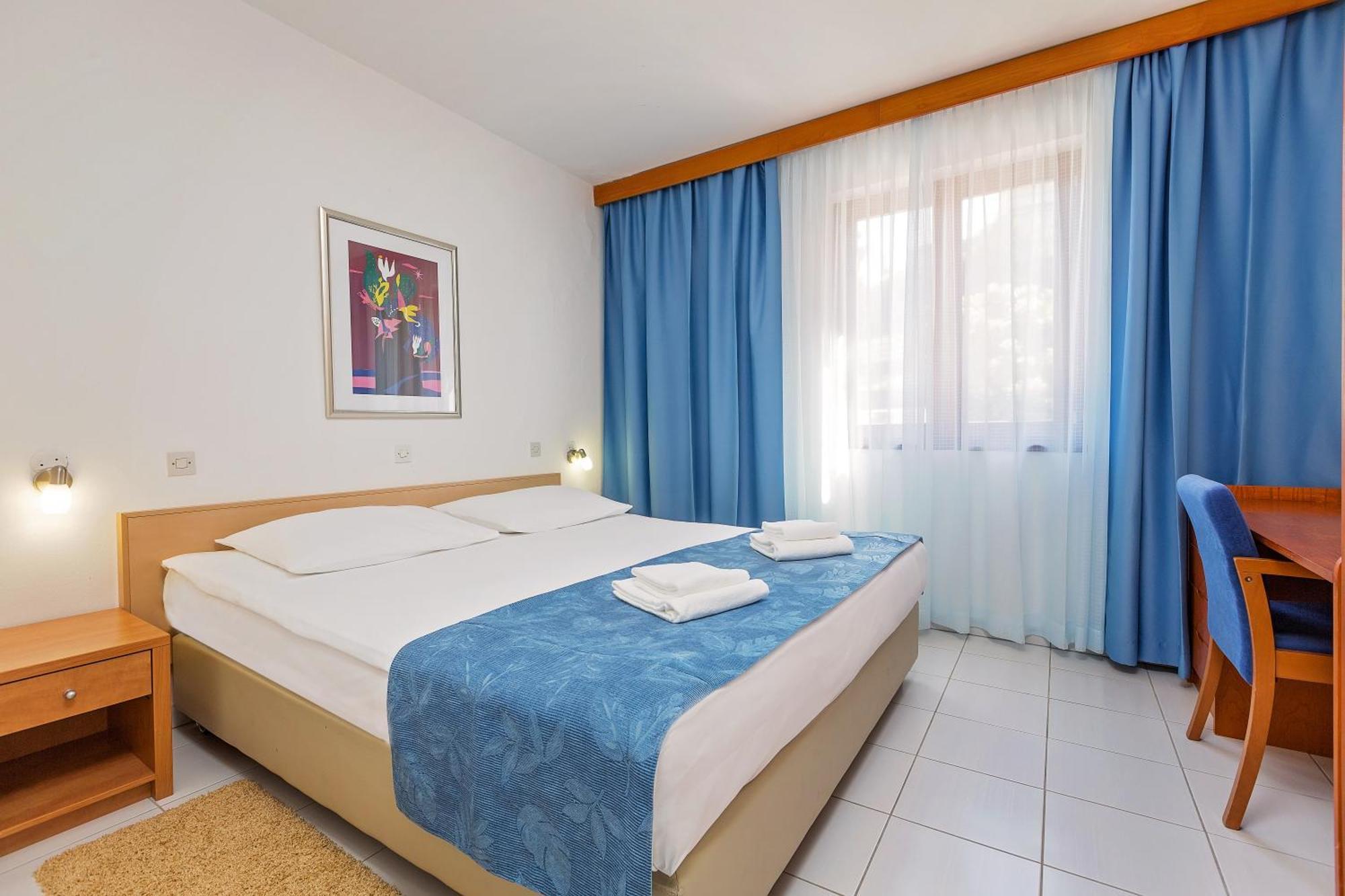 Maistra Select Riva Apartments Vrsar Oda fotoğraf