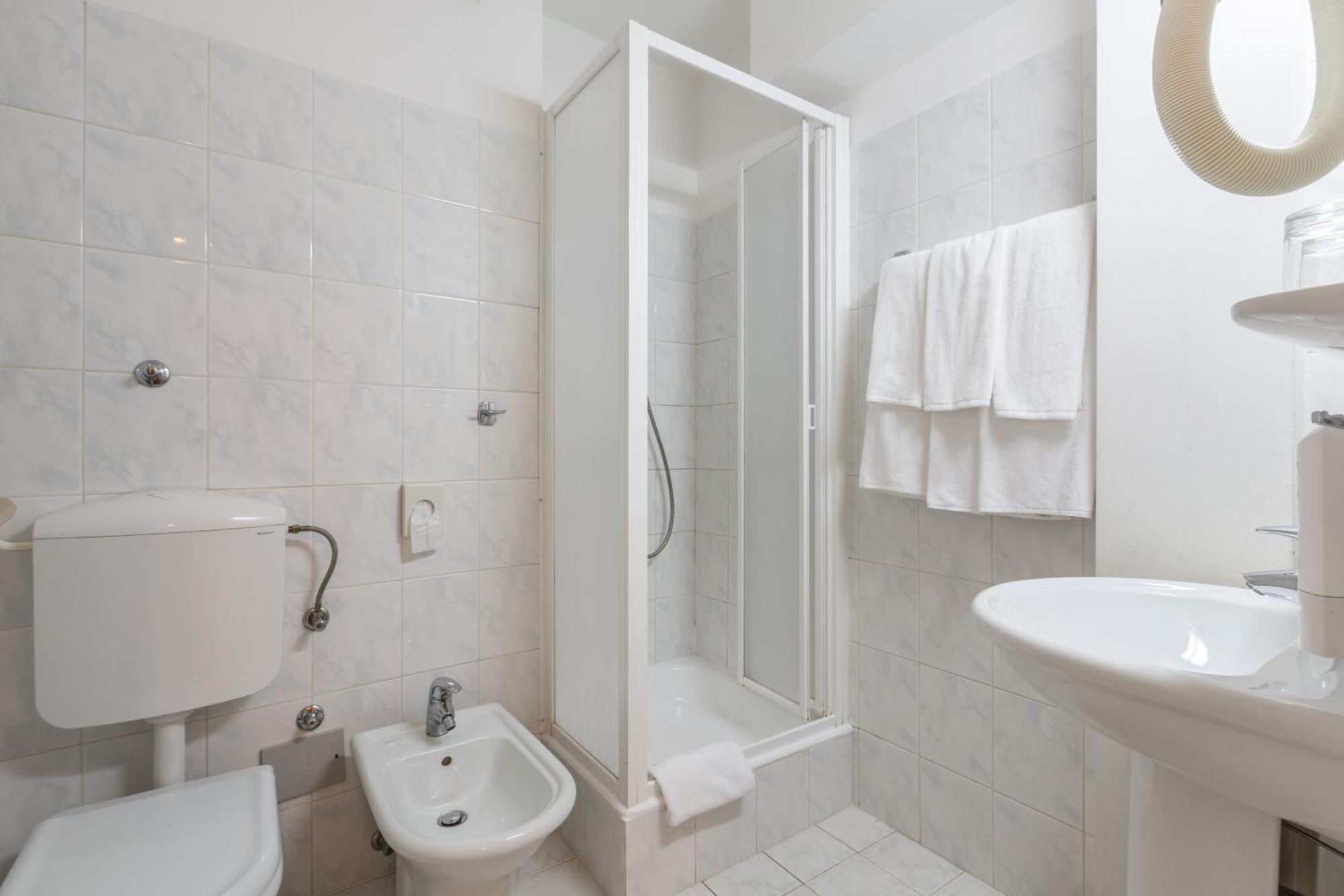 Maistra Select Riva Apartments Vrsar Oda fotoğraf