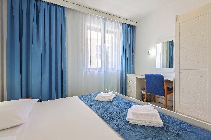 Maistra Select Riva Apartments Vrsar Dış mekan fotoğraf