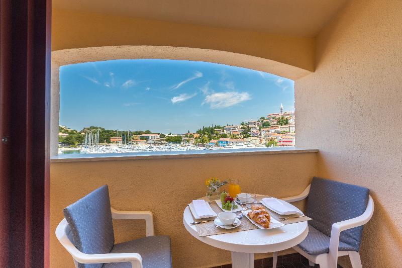 Maistra Select Riva Apartments Vrsar Dış mekan fotoğraf